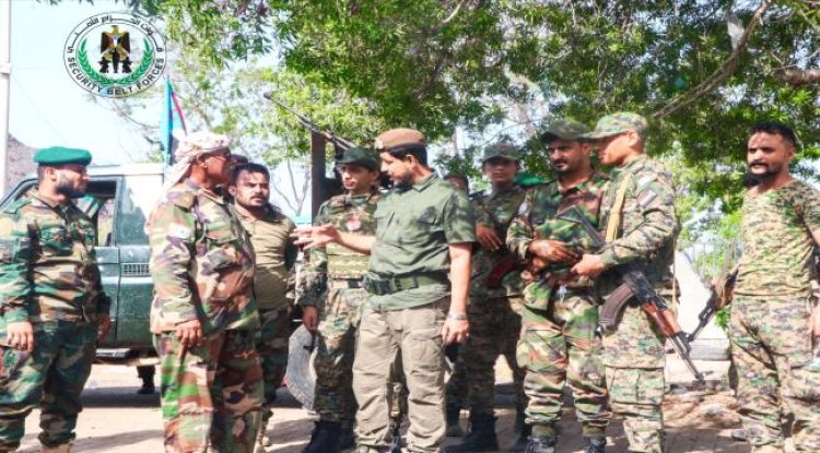 العقيد السرحي يشيد بجاهزية ويقظة قوات الحزام الأمني في عدن