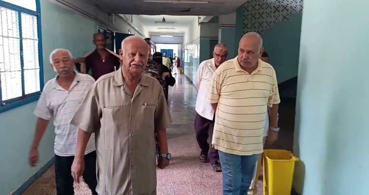 خلال تفقده لمستشفيي الصداقة والأمراض النفسية..مدير صحة عدن يشدد على مضاعفة الجهود لتحسين جودة الخدمات الصحية