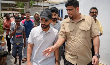 تحرك ميداني لمدير صيرة لدعم مرافق الدولة وتوسعة خدمات الجوازات بعدن