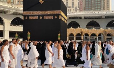 انخفاض تاريخي في سعر تأشيرة العمرة لليمنيين وسط دعوات لإلغاء نظام الكوتا