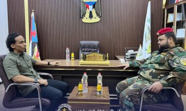 السقاف يزور ميناء المنطقة الحرة بالعاصمة عدن ويطلع على الجهود الأمنية المبذولة