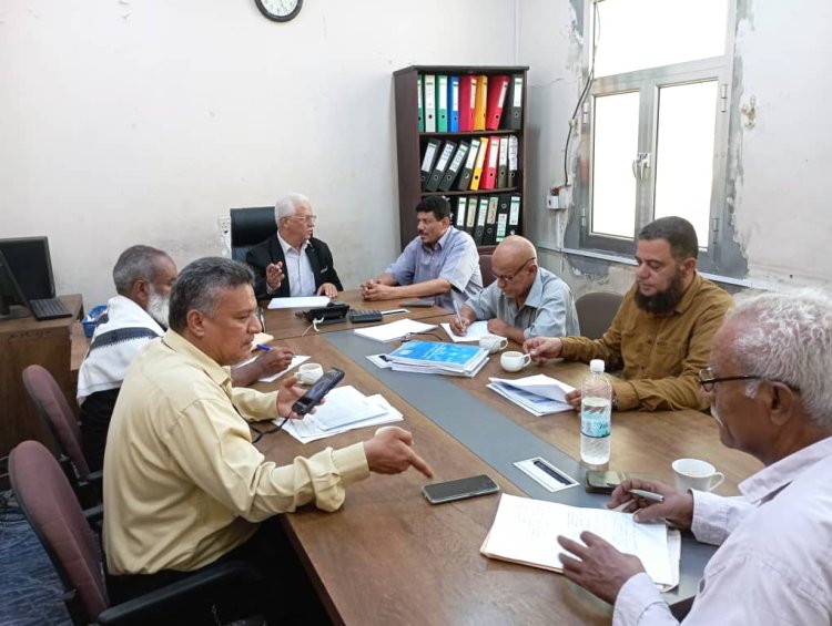 لجنة الإصلاح الإداري والمالي بمجلس المستشارين تواصل نزولها الميداني لكهرباء العاصمة عدن لوضع الحلول والمقترحات للارتقاء بأداء المؤسسة