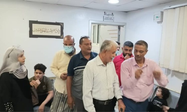 مكتب الصحة بعدن يشدد الرقابة الصحية ويضبط المخالفين في العيادات والمراكز الصحية بالبريقة