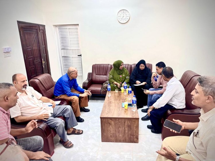 فريق من مجلس المستشارين يطّلع على أوضاع المعاهد الفنية والتقنية بالعاصمة عدن