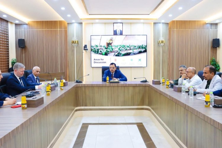 الوزير السقطري يطلق العنان لمشاريع زراعية: شراكة مع البنك الدولي لمواجهة التغيرات المناخية