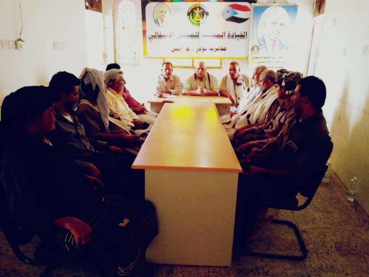 انتقالي لودر ينظم ورشة عمل سياسية حول المستجدات والتحديات الراهنة