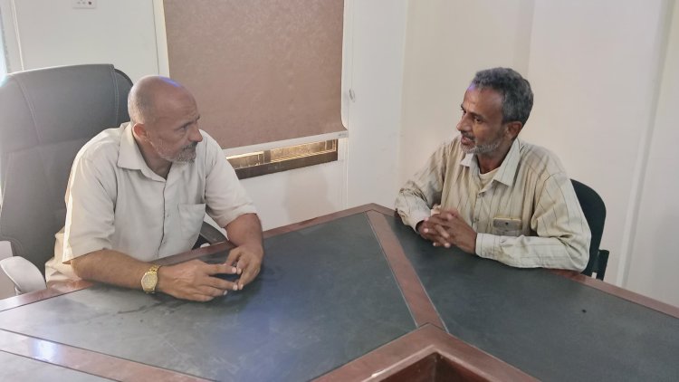 انتقالي مودية يتفقد مكتب الصناعة والتجارة ويؤكد على ضرورة تفعيل الرقابة التموينية