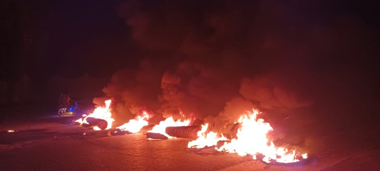 شبام حضرموت تدخل يومها الثاني من الاحتجاجات ومسيرة حاشدة ترفع مطالب محلية