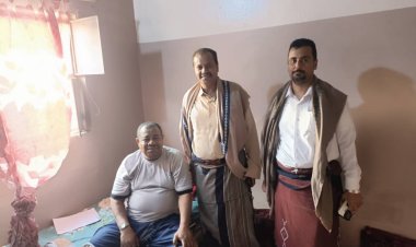مدير إدارة البحث الجنائي بساحل حضرموت يطمئن على صحة الرائد عبدالله السعدي