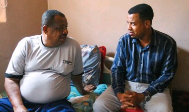 انتقالي حضرموت يطمئن على صحة رئيس اتحاد كرة القدم بساحل حضرموت