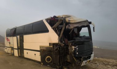 حادث مأساوي في عقبة عبدالله غريب إثر تصادم باصين للنقل الجماعي