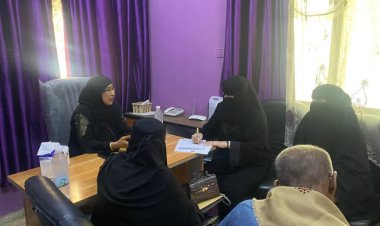 اللجنة الاستشارية لشؤون الأسرة تطلع على عمل مركز الطوارئ التوليدية وعدد من المراكز الصحية بأبين