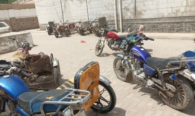 ضبط عدد من الدراجات النارية المخالفة بالعاصمة عدن