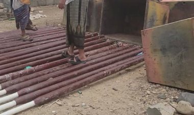 السلطة المحلية بالملاح تتسلم 21 عمود إنارة بالطاقة الشمسية من منظمة DRC