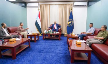 الرئيس الزُبيدي يؤكد حرص الدولة على دعم الاستثمارات المحلية