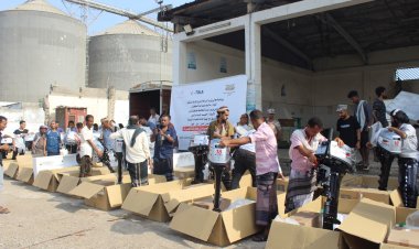 هيئة المصائد السمكية بخليج عدن تدشن توزيع 21 محرك بحري للصيادين بدعم من وكالة تيكا التركية