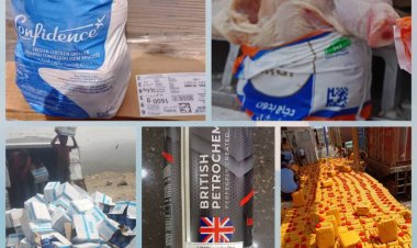 هيئة المواصفات والمقاييس ترفض كميات كبيرة من الدجاج المجمد في ميناء المنطقة الحرة بالعاصمة عدن