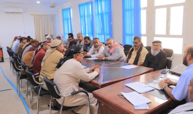 بتمويل مؤسسة البادية.. ورشة عمل في القطن تناقش واقع المعلم وطموحاته التعليمية