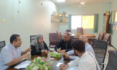 صحة حضرموت تناقش آلية ضبط أسعار الأدوية وتبدأ النزولات الميدانية بالمكلا