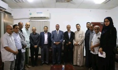 الزعوري يبحث مع نادي رجال المال والأعمال سبل دعم الأسر المنتجة وتعزيز الاستثمار في عدن