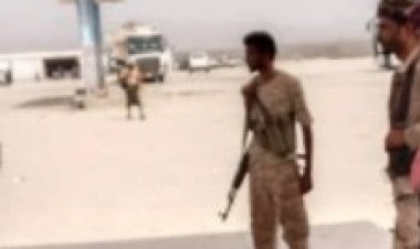 لجنة المراقبة بالمحفد تغلق محطتي السلام ومكة لمخالفتهما تسعيرة شركة النفط