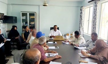 مدير عام التواهي يؤكد في اجتماع المكتب التنفيذي على تحسين الخدمات وتشديد الرقابة على الأسعار