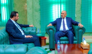 الرئيس الزُبيدي يطّلع من وزير التربية على استعدادات بدء العام الدراسي الجديد