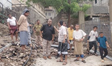 الشعبي ينفذ جولة ميدانية للتعامل مع أضرار الأمطار ورفع المياه في مديرية التواهي