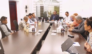 محافظ أبين يلتقي نائب مدير برنامج الغذاء العالمي لمناقشة سبل تعزيز الأمن الغذائي في المحافظة