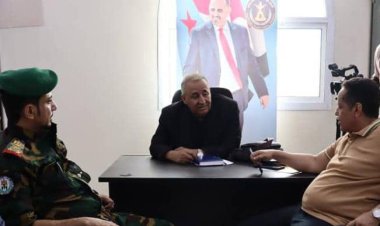 رئيس فريق التوجيه والرقابة الرئاسية يلتقي بقائد الحزام الأمني في لحج