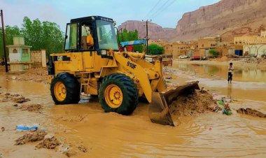 الأمين العام لتريم يتفقد الأضرار الناجمة عن المنخفض الجوي ويوجه بمضاعفة جهود الطوارئ