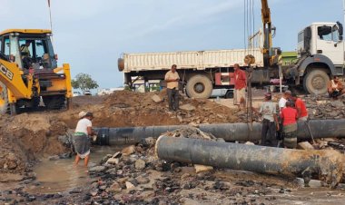 الانتهاء من إصلاح الخط الرئيسي الممول لمديرية البريقة بعدن