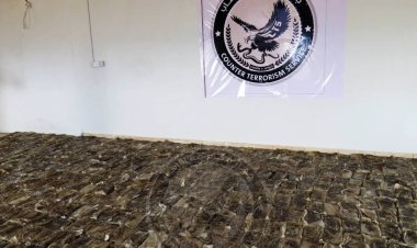 مكافحة الإرهاب تحبط تهريب 599 كجم من الكوكايين مخفية داخل أكياس سكر كانت في طريقها للحوثيين