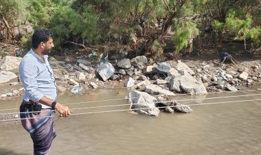 المغربي يتفقد أضرار السيول في مديرية الملاح