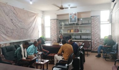 مدير عام عتق يناقش مع الإحصاء تنفيذ المسوح الاقتصادية السنوية للعام الحالي