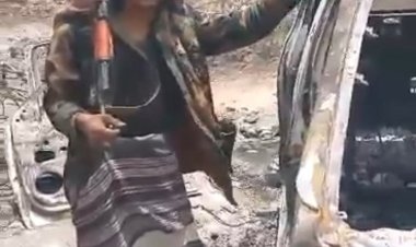 إدارة أمن أبين تتسلم مطلوبًا أمنيًا في قضية إحراق سيارة مشروع سد حسان