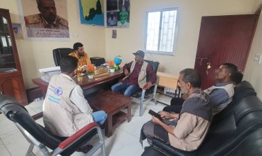 مدير عام الملاح يطّلع على برنامج عمل فريق المسح التابع لجمعية الوصول الإنساني بالمديرية