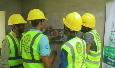 متدربو تمكين 9 ينجحون في تركيب منظومة طاقة شمسية لبئر سقيا البادية