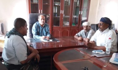 رئيس تنفيذية انتقالي زنجبار يلتقي مدير مكتب الضرائب ويناقش سبل تعزيز الإيرادات