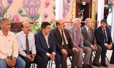 فريق التوجيه والرقابة الرئاسي ومحافظ حضرموت يدشنون العام الدراسي الجديد بالمحافظة