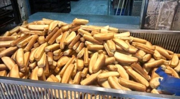 إغلاق عدد من الأفران في عدن بعد رفض الالتزام بالتسعيرة الجديدة للروتي