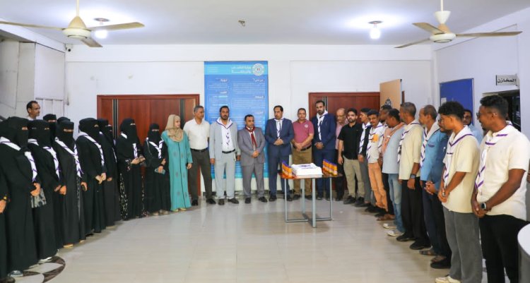 وزير الشباب والرياضة يستقبل عدد من قيادات الكشافة والمرشدات بالعاصمة عدن