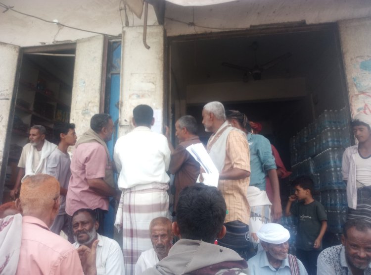 بتوجيهات الحالمي.. انتقالي الملاح ينفذ حملة رقابية لضبط أسعار الغذاء والوقود بالتنسيق مع السلطة المحلية