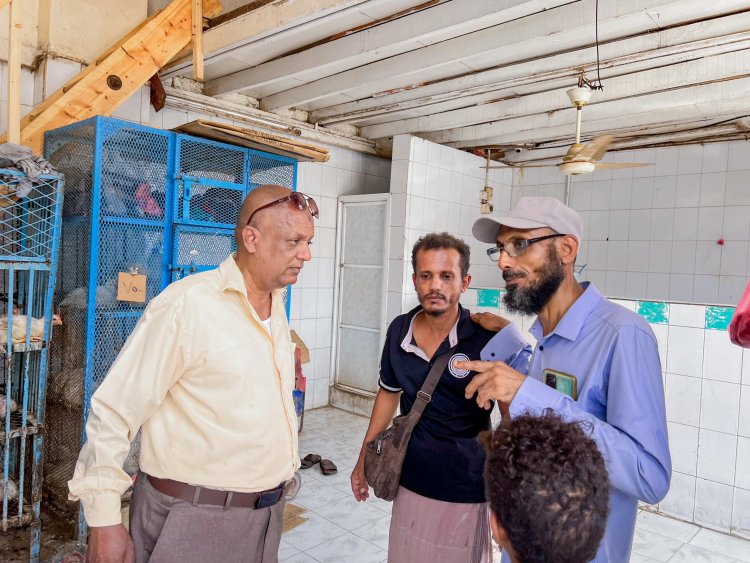 بإشراف الدكتور محمود بن جرادي.. مكتب الصناعة بصيرة ينفذ حملة لضبط أسعار الدواجن