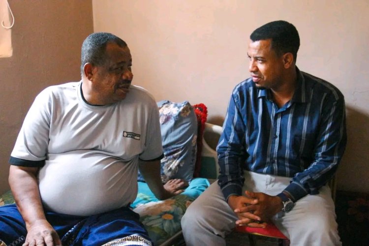 انتقالي حضرموت يطمئن على صحة رئيس اتحاد كرة القدم بساحل حضرموت