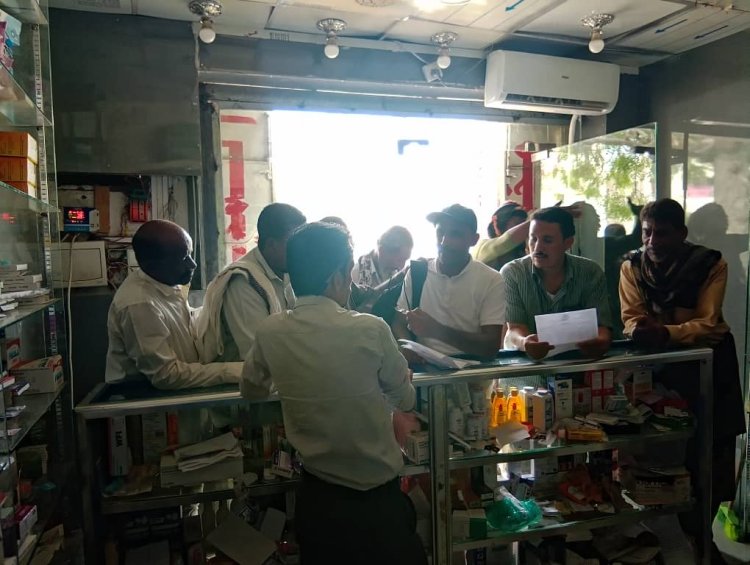 فريق مشترك من مكتب الصحة والسلطة المحلية والانتقالي ينفذ نزولًا ميدانيًا للمنشآت الطبية والصيدليات بزنجبار