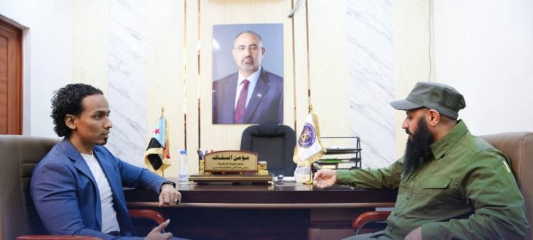 السقاف يشيد جهود قوات الحزام الأمني في تعزيز الاستقرار بالعاصمة عدن والجنوب خلال لقائه بالوالي