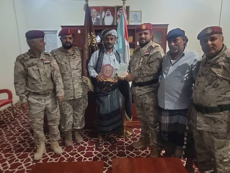 قيادة اللواء الثالث دعم وإسناد تكرم المساعد أمين الكلدي بمناسبة حصوله على لقب أمير الشعراء.