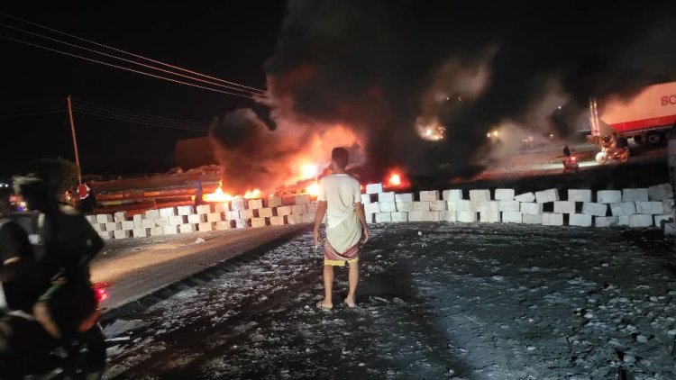 الشحر تدخل خط الاحتجاجات مجددًا وسط تصاعد الغضب الشعبي في حضرموت