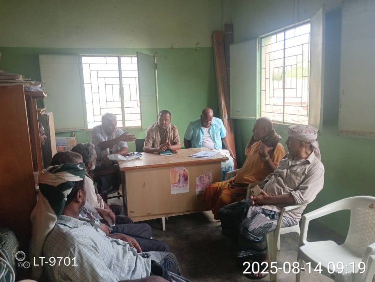 مدير مكتب الشباب والرياضة يطلع على احتياجات نادي السلام بطور الباحة